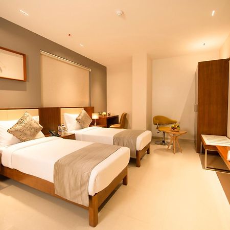 Morvee Hotels Durgapur Екстер'єр фото
