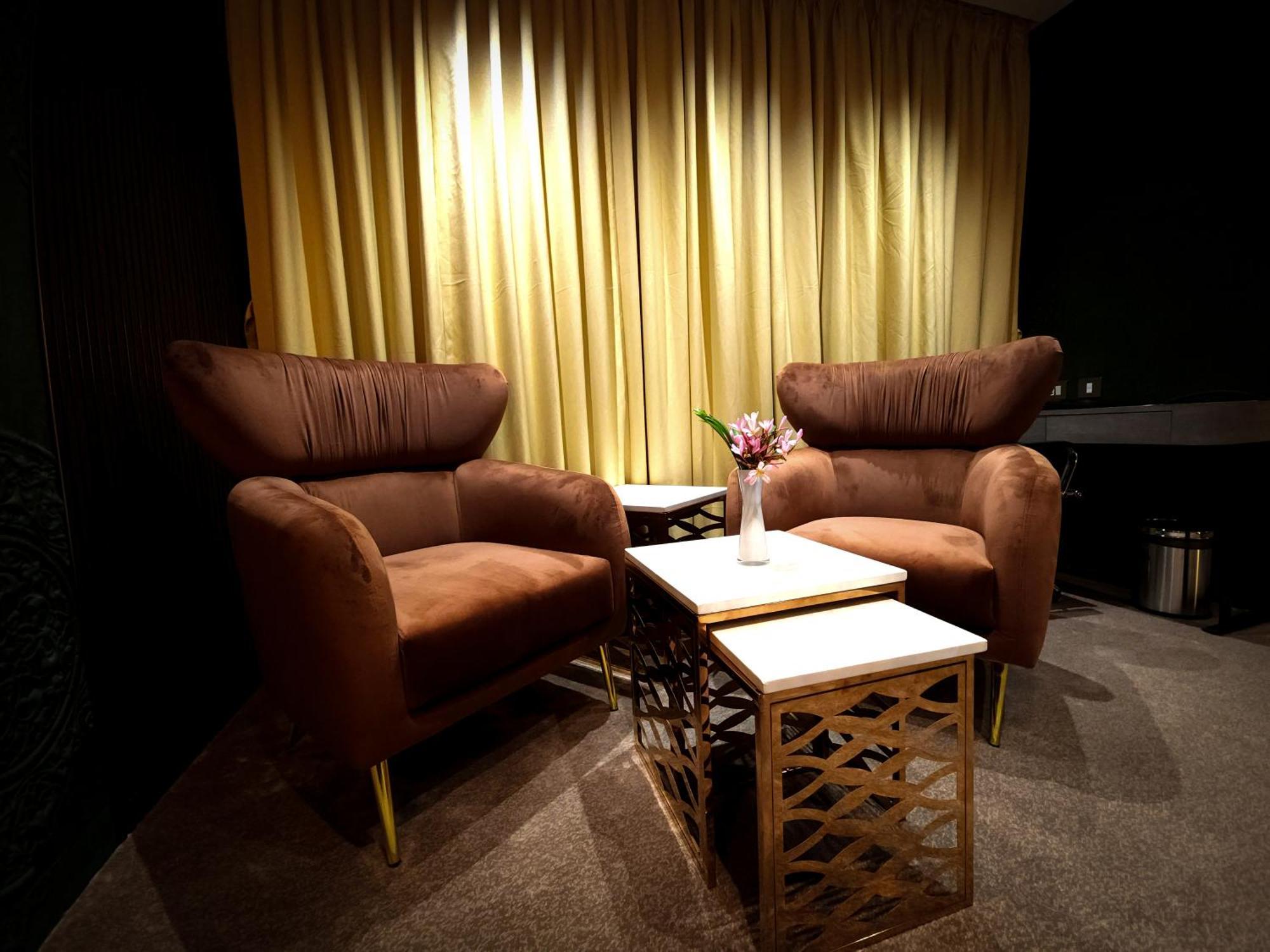 Morvee Hotels Durgapur Екстер'єр фото