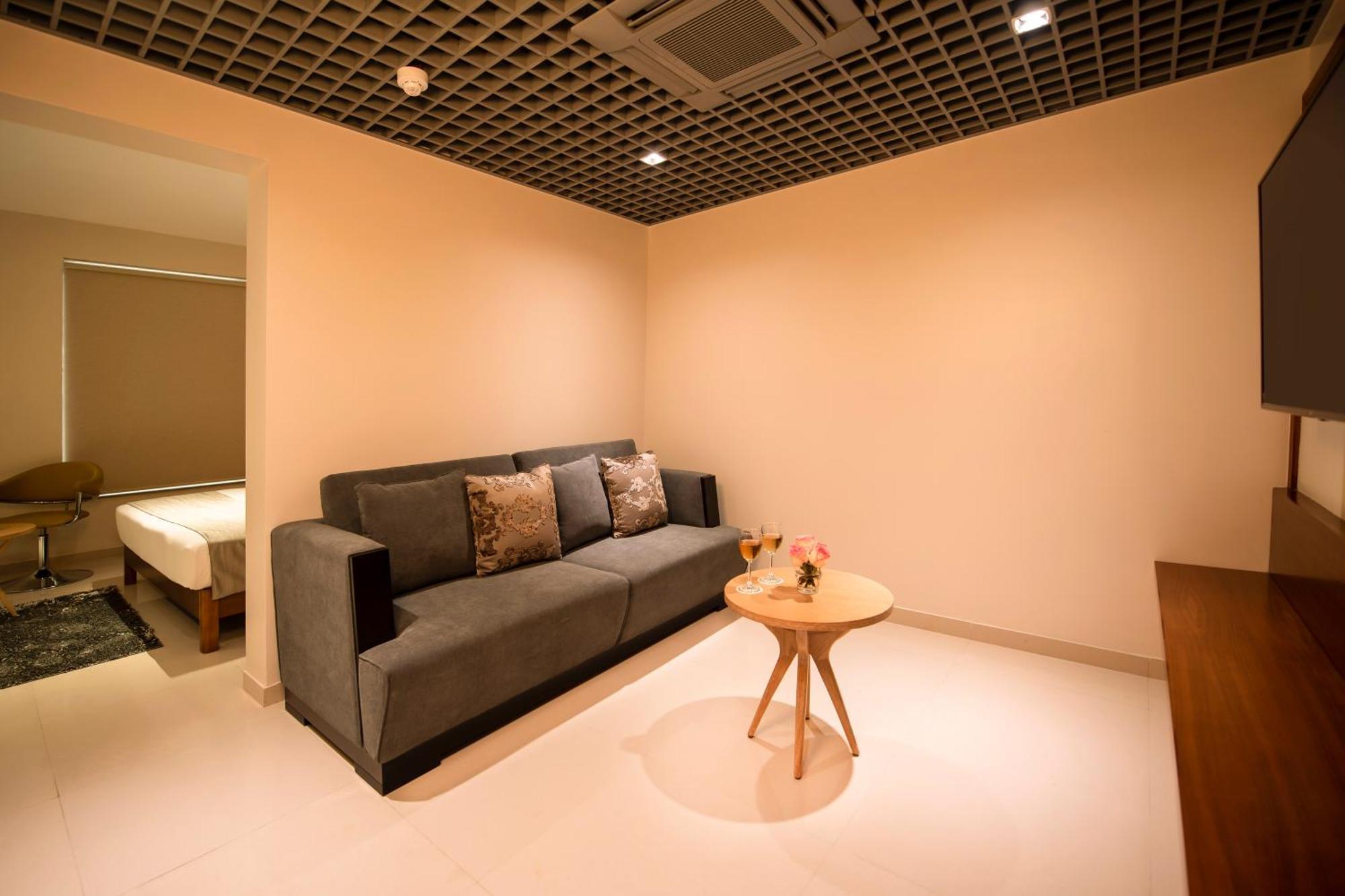 Morvee Hotels Durgapur Екстер'єр фото